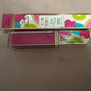 Too Faced Tutti Frutti Comfort Lip Glaze — Bright Pink (Totally Smashed)